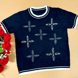 BEST SELLER! FLEUR RHINESTONE PEARL TOP